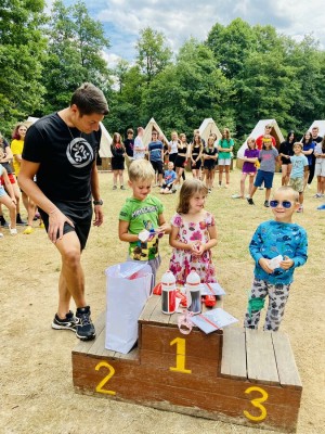 Radnice pomáhá s organizací táborů téměř milionem korun