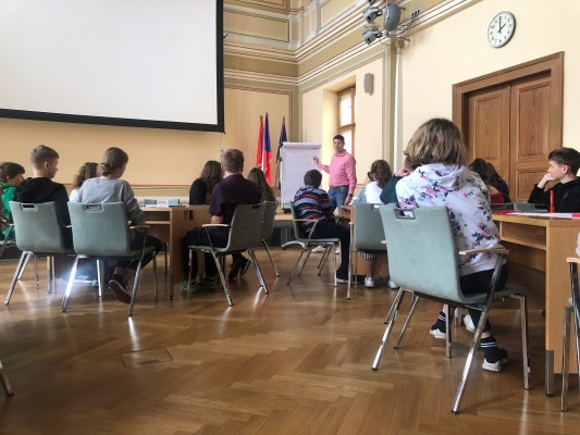 Už 20 let má město svůj Dětský a Studentský parlament