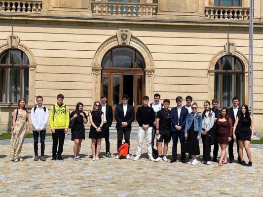 Pardubický Studentský parlament navštívil sídlo vlády