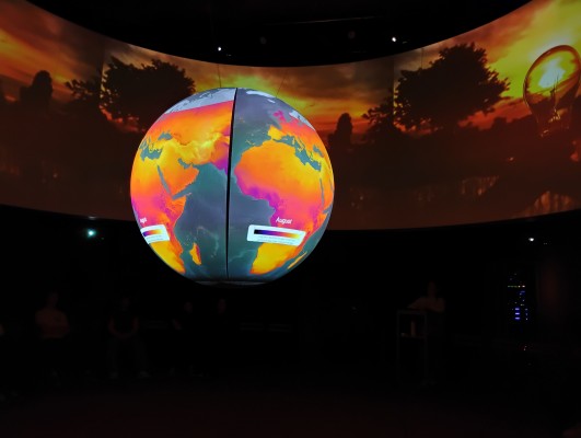 Dětský a Studentský parlament navštívil vzdělávací centrum Sféra