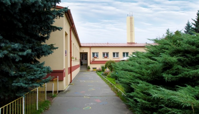 MŠ Pardubice - Rosice nad Labem, Prokopa Holého 160