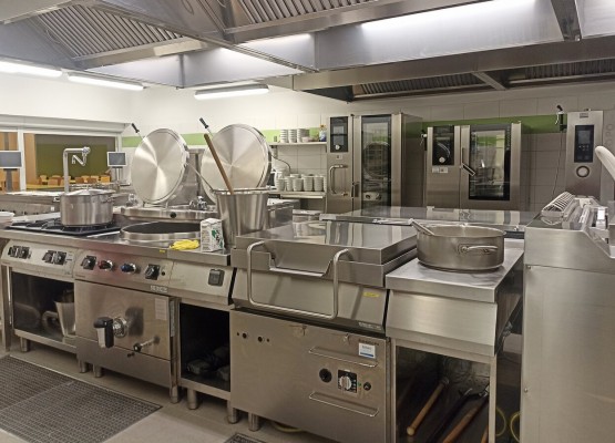 Žáci ZŠ Závodu míru se dočkali nové kuchyně