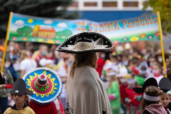 Děti ze ZŠ Erno Košťála si užily den s mexickou velvyslankyní, Foto: Tomáš Kubelka